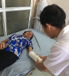 Bệnh nhân bị gãy đầu dưới xương quay đang điều trị tại khoa Ngoại - BVĐK Phú Bình